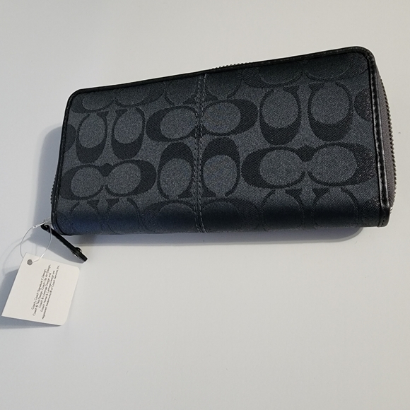 NWT Charcoal Coach Zip Around Wallet - Picture 8 of 12